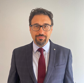 Mr Dimitrios Manoukian, Paediatrics, Orthopaedics