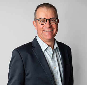 Mr Alan Fitt, Ophthalmology